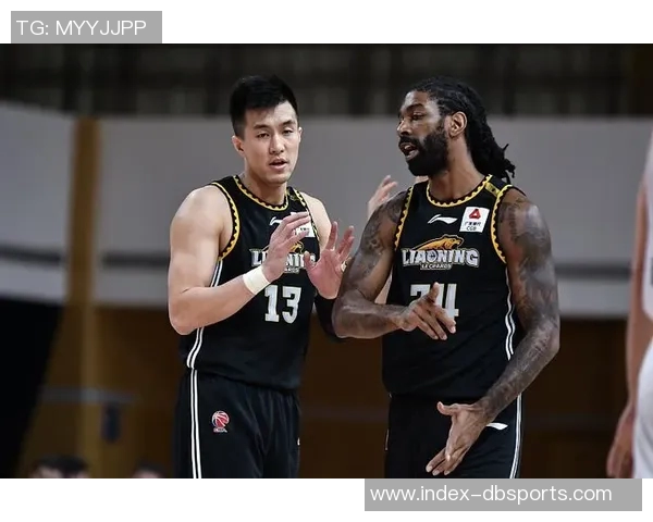 小卡激励龙狮球员继续拼搏明年再战期待重聚的信心与决心