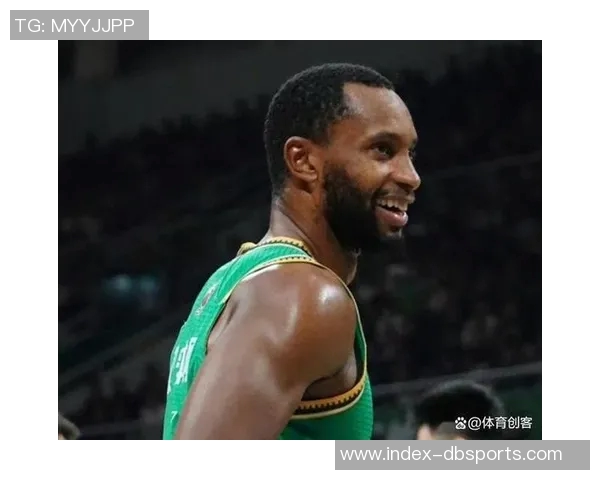 罗林斯进攻端显著提升投射水平逐渐稳定引关注