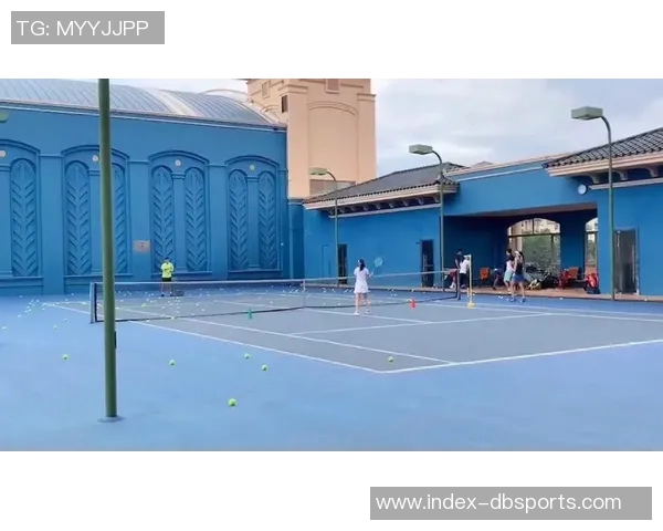 王大雷分享女儿网球训练经历：坚持不懈展现出韧劲与潜力