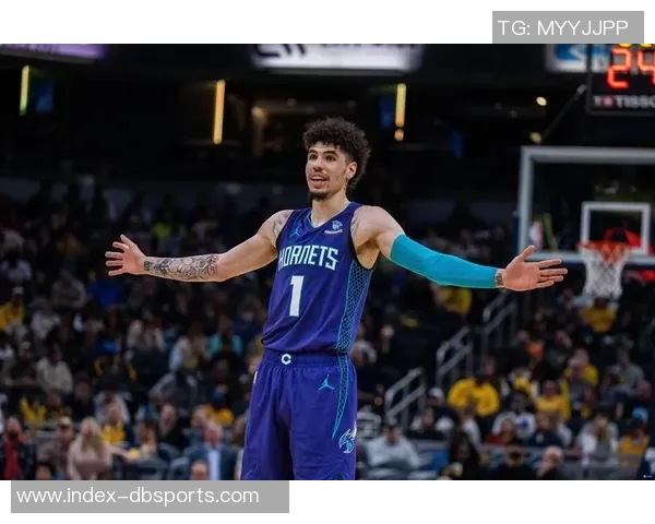 阿里纳斯谈黄蜂未来：鲍尔的票房价值远超球队成绩